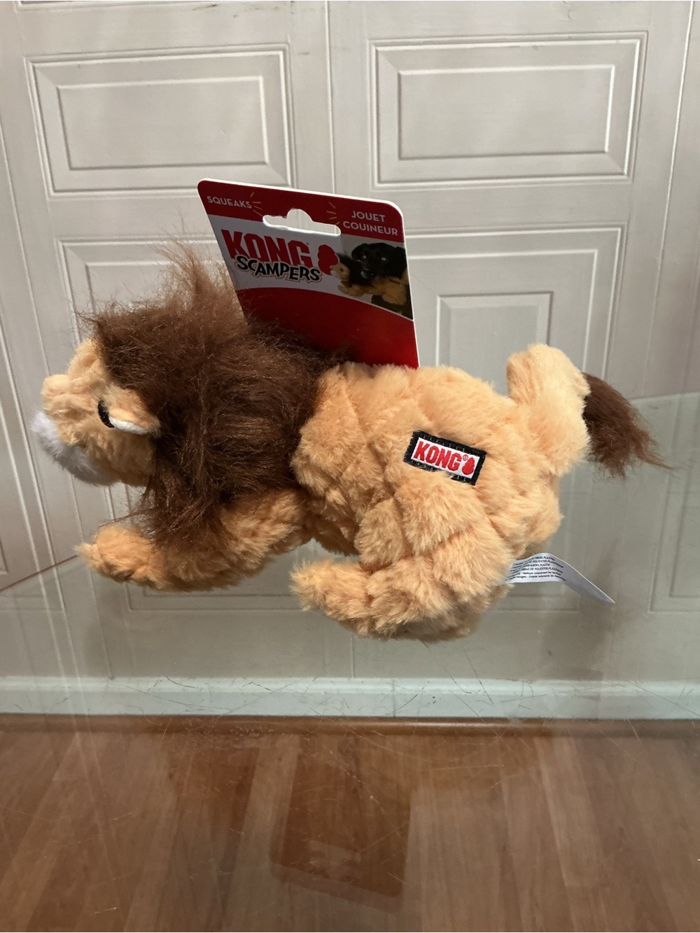 NWT -KONG Scrumplez Lion  Dog Toy, Grey, Medium Dog Toy With Squeaker 12”
